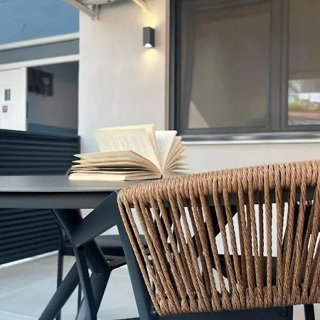 Zeusplace Blue Wave 1 شقة